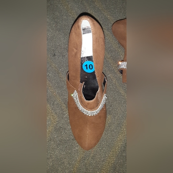 Mark&Maddux size 10 6inch bedazzle platform heels new not  worn Imperfections - Picture 4 of 11